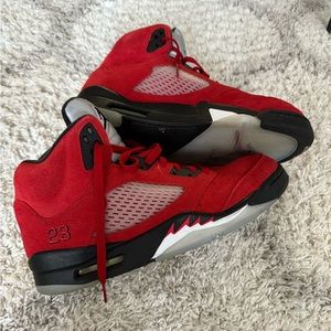 Jordan Retro 5 raging Red Bull size 12.